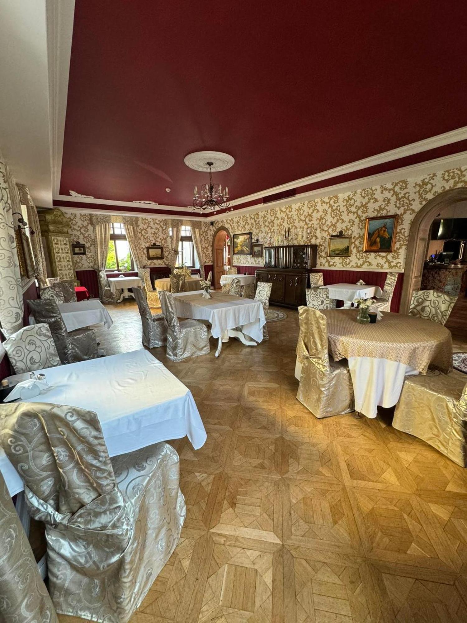 Hotel Palacyk Konin Konin  Extérieur photo
