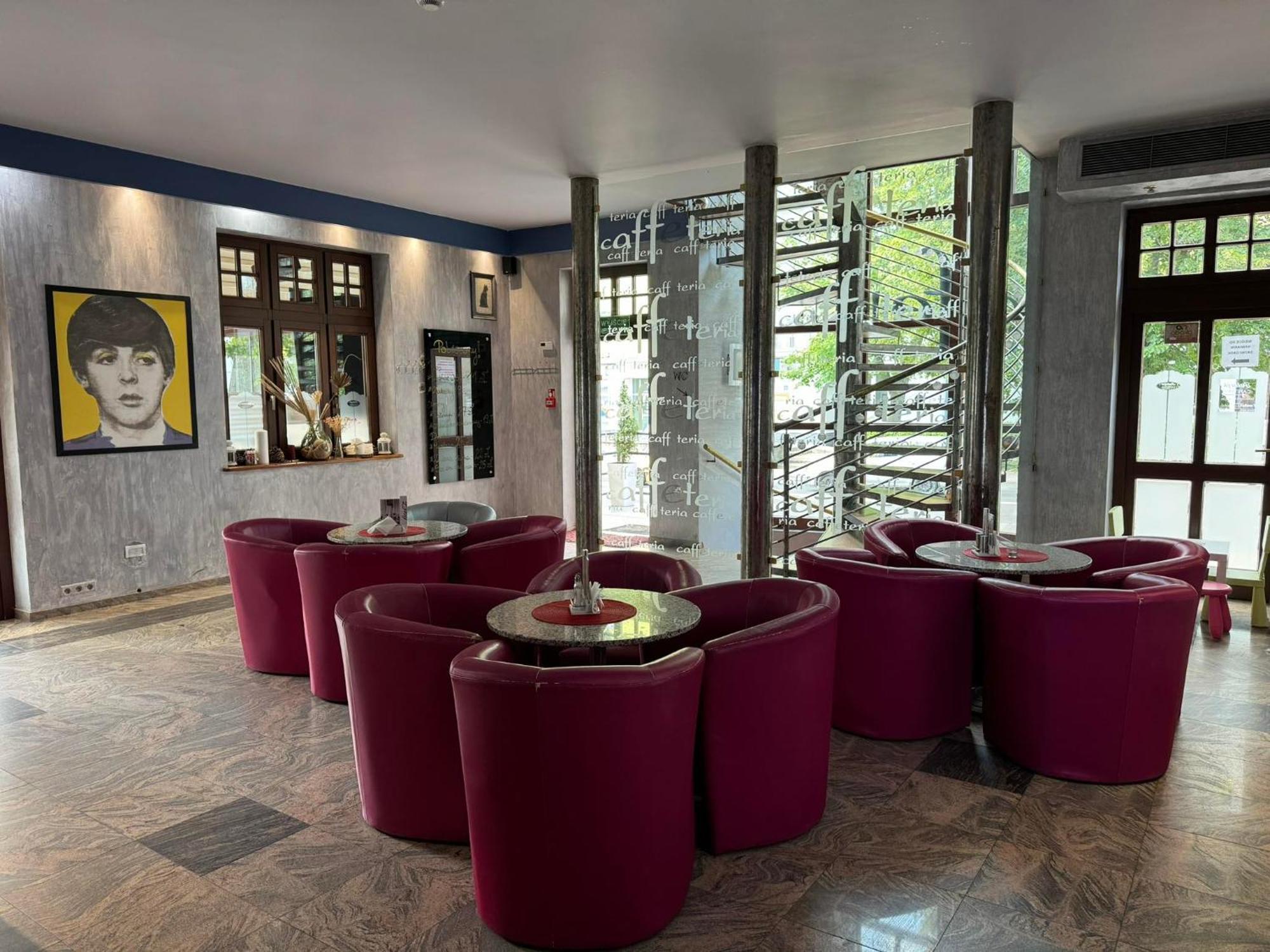 Hotel Palacyk Konin Konin  Extérieur photo